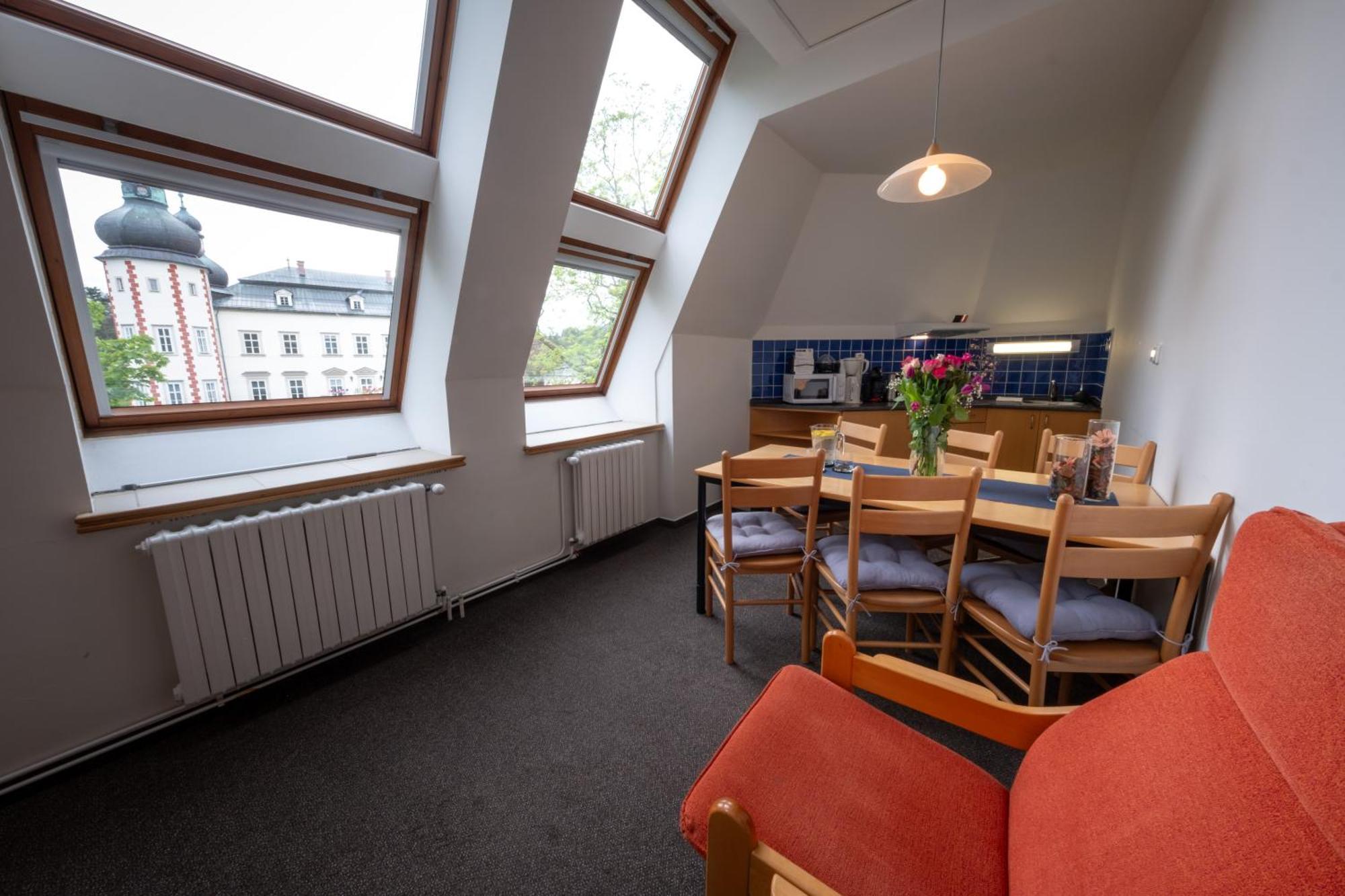 It Centrum Apartments Vrchlabi Bagian luar foto